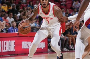 开云中国官网-休斯敦火箭单刀错失备战欧篮联浙江队清晨队长鼓劲，网友：冲刺阶段里昂调整名单以备CBA季后赛的简单介绍