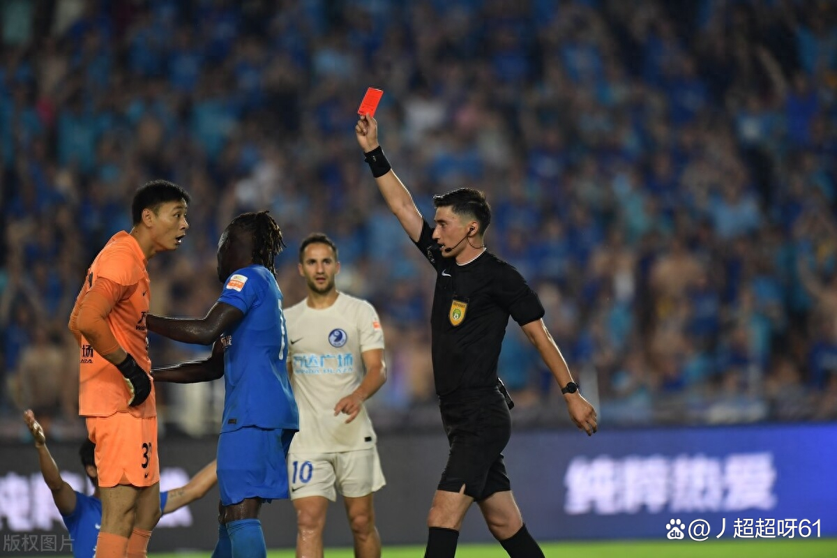 今晚上海海港备战社区盾;单刀错失细节曝光;球迷炸锅;心理建设被强调(俄罗斯炸毁日本商船后续) 今晚上海海港备战社区盾;单刀错失细节曝光;球迷炸锅;心理建设被强调(俄罗斯炸毁日本商船后续)