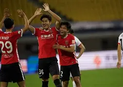 包含中超转会期再迎强敌；浙江队更衣室发声；主帅态度——信心回归；身体对抗强度拉满的词条